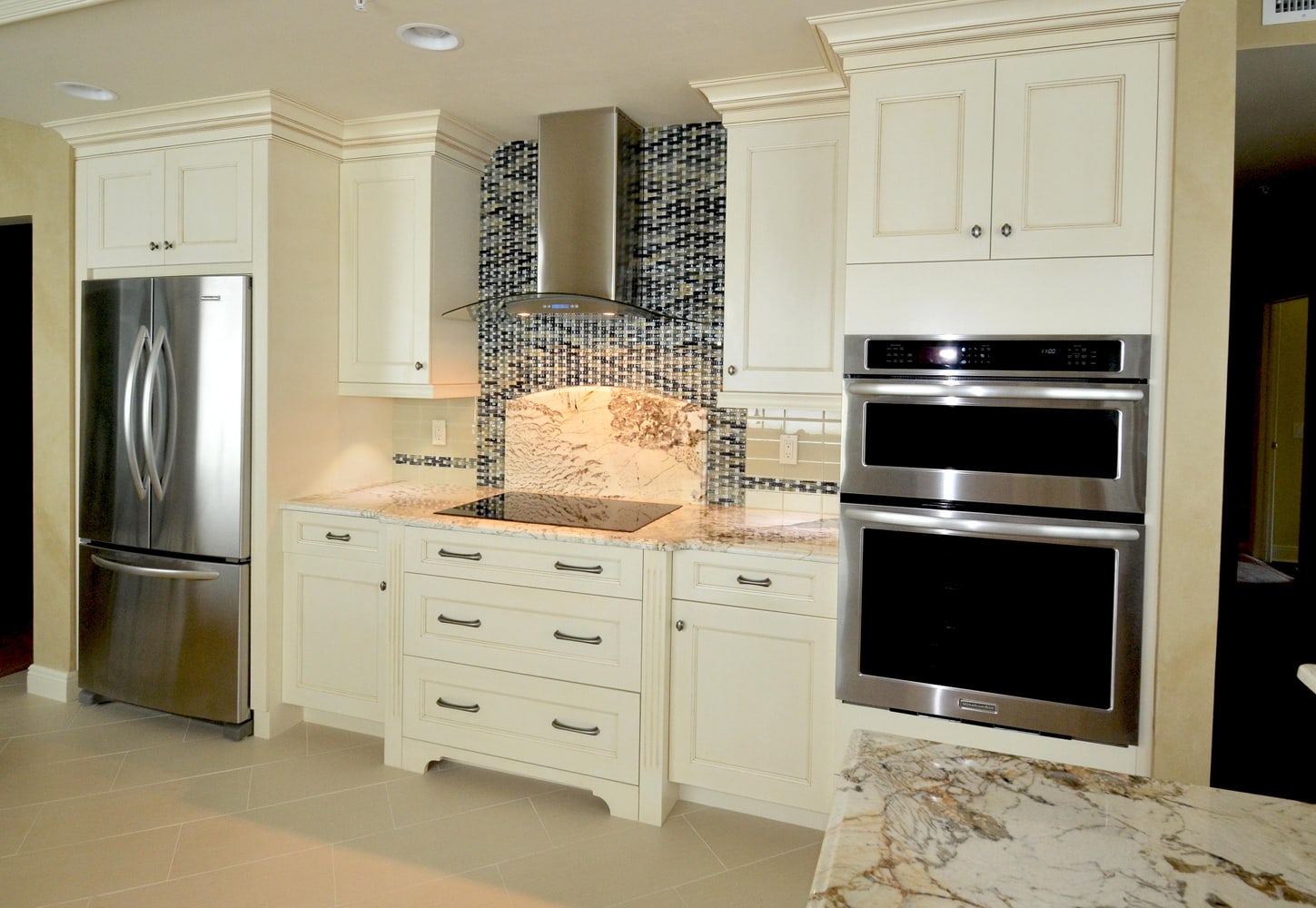 Projects by Da Vinci CABINETRY