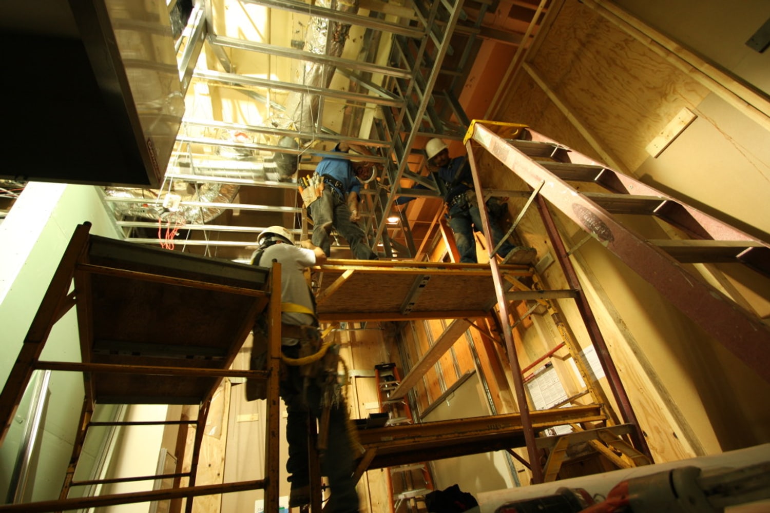 Metal Framing at Sbarro