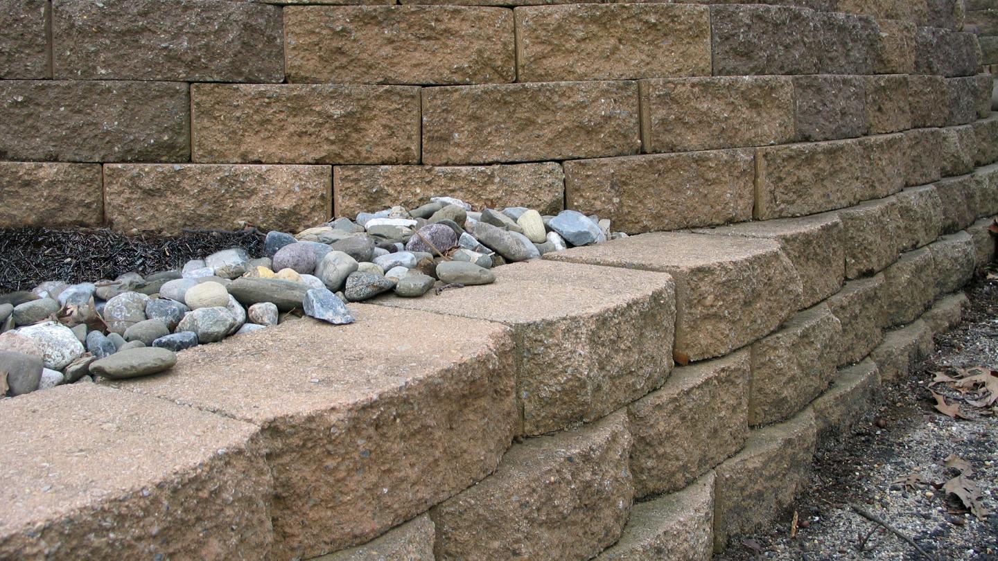 Solid Retaining Walls | Contractors | Block Renovation