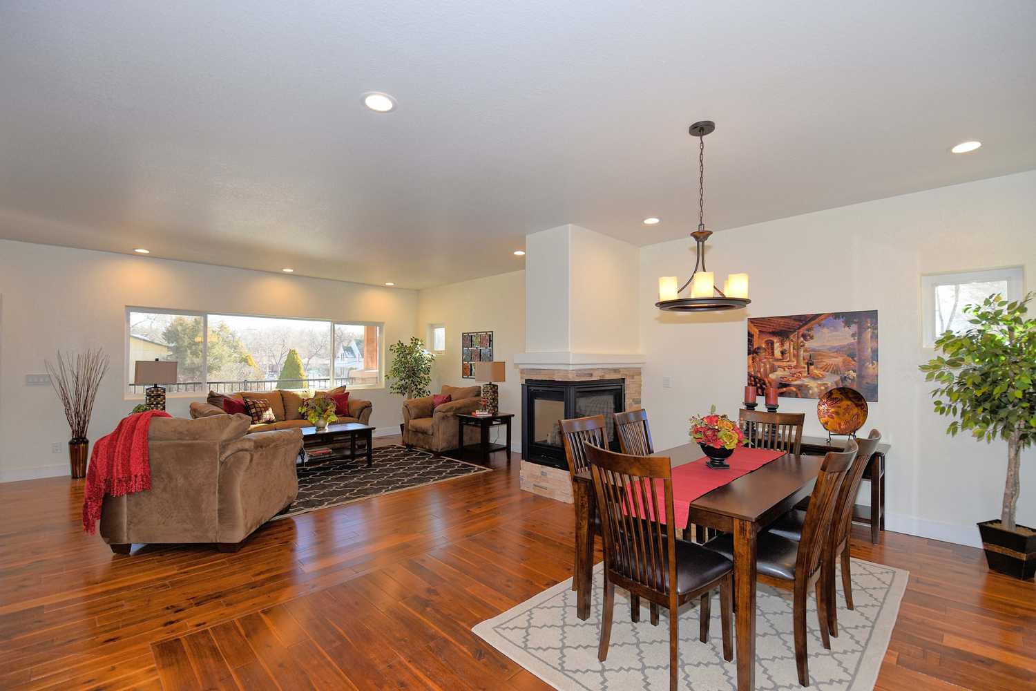 726 N Royer