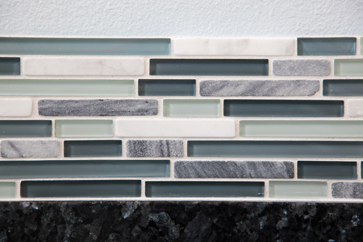 La Crescenta - Master & Guest Bathrooms