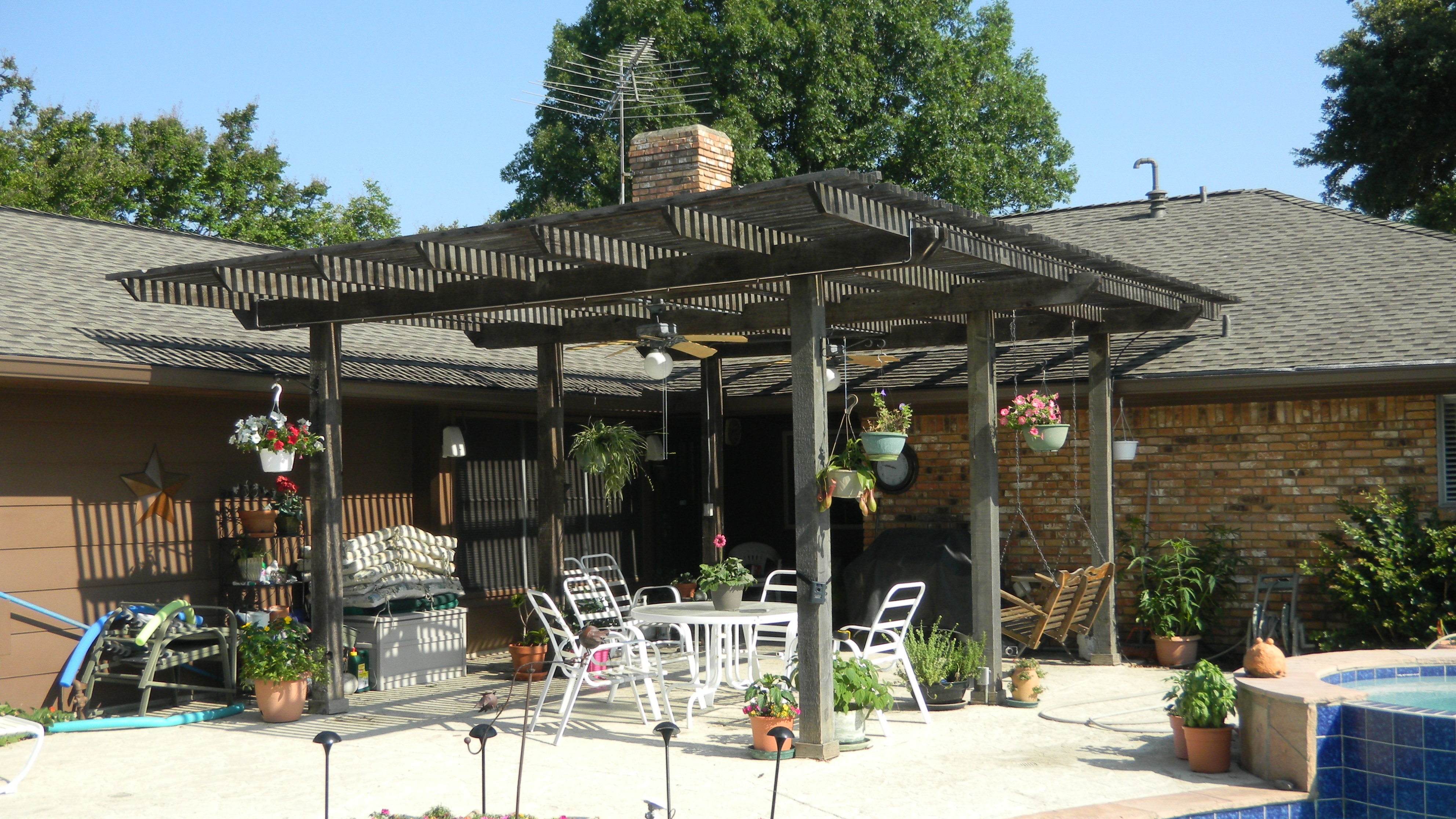 Photo(s) from Richard Williams & Assoc