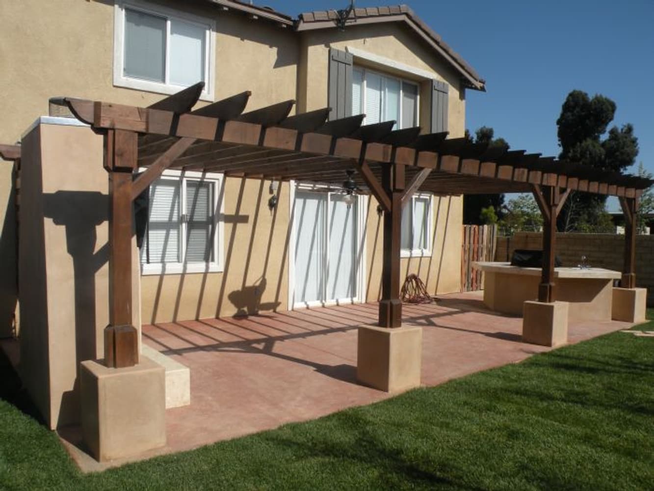 Orange County Outside Bar and Fireplace