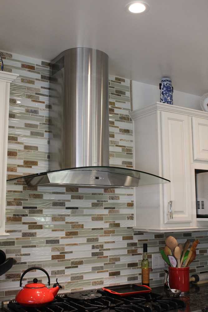 Traditional White Kitchen