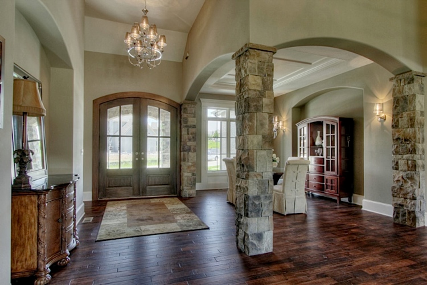 Bellagio Reverse w/ Side Entry