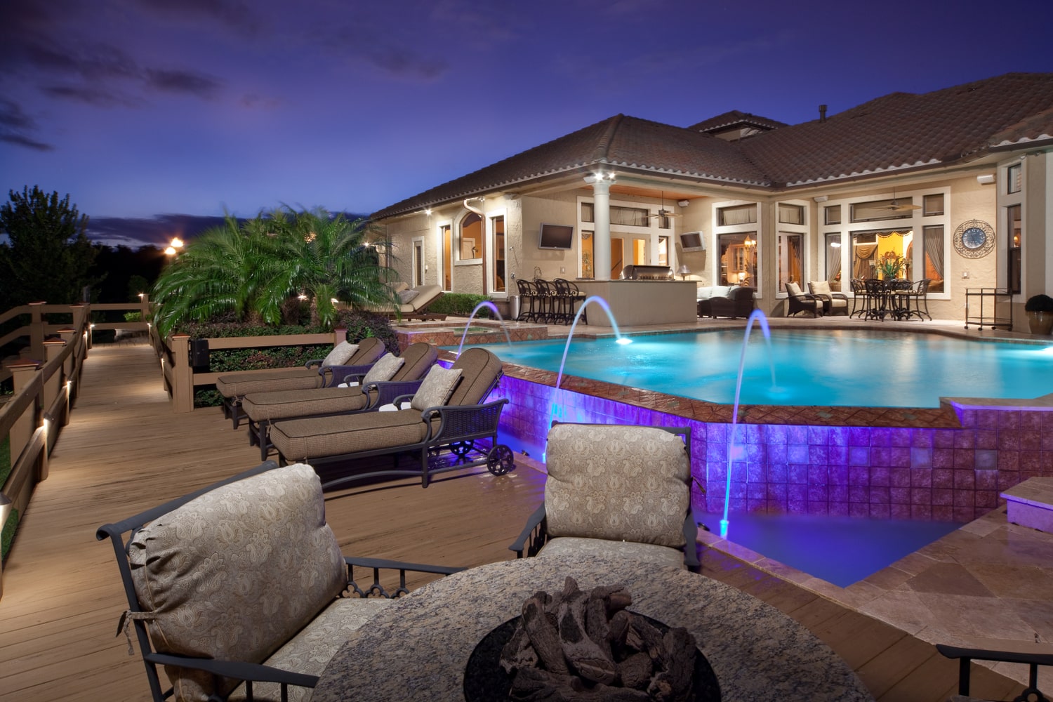 Tuscan Style Lakefront Windermere Residence