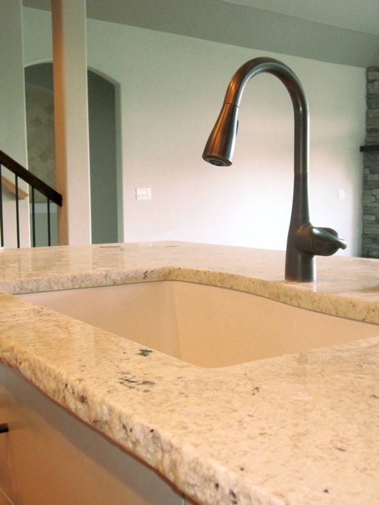 Photo(s) from Red Oak Development Llc
