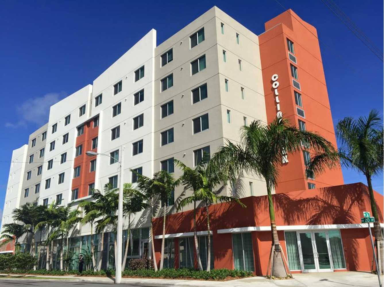 Collins Park Apartments in Miami, Florida