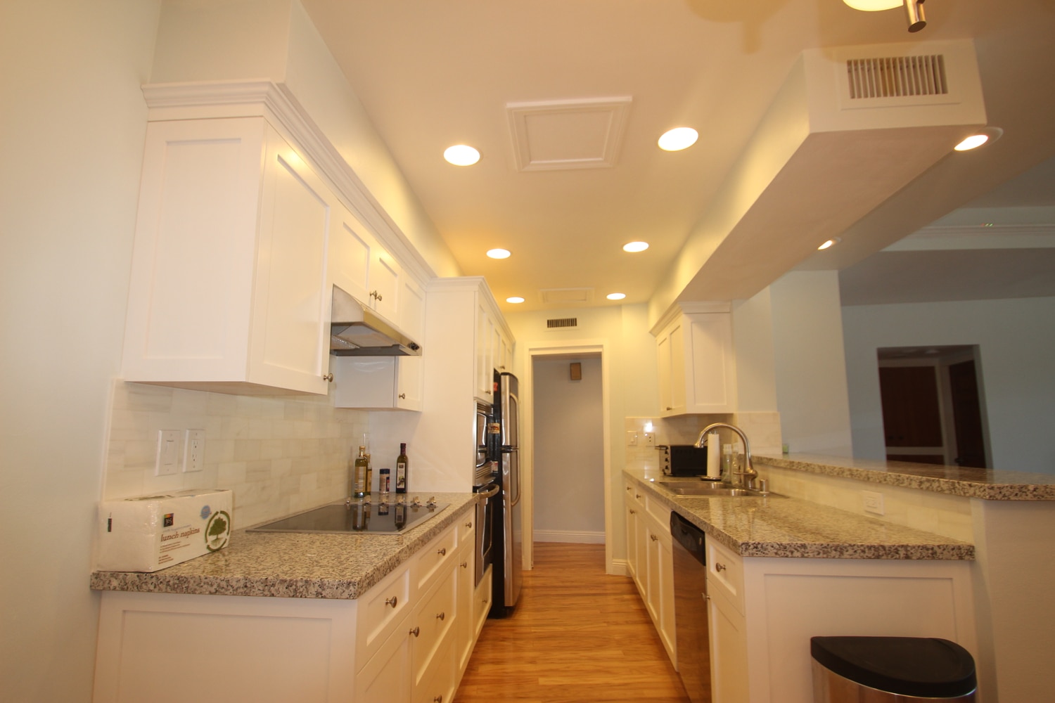 Photo(s) from Kitchen Remodeler - LA