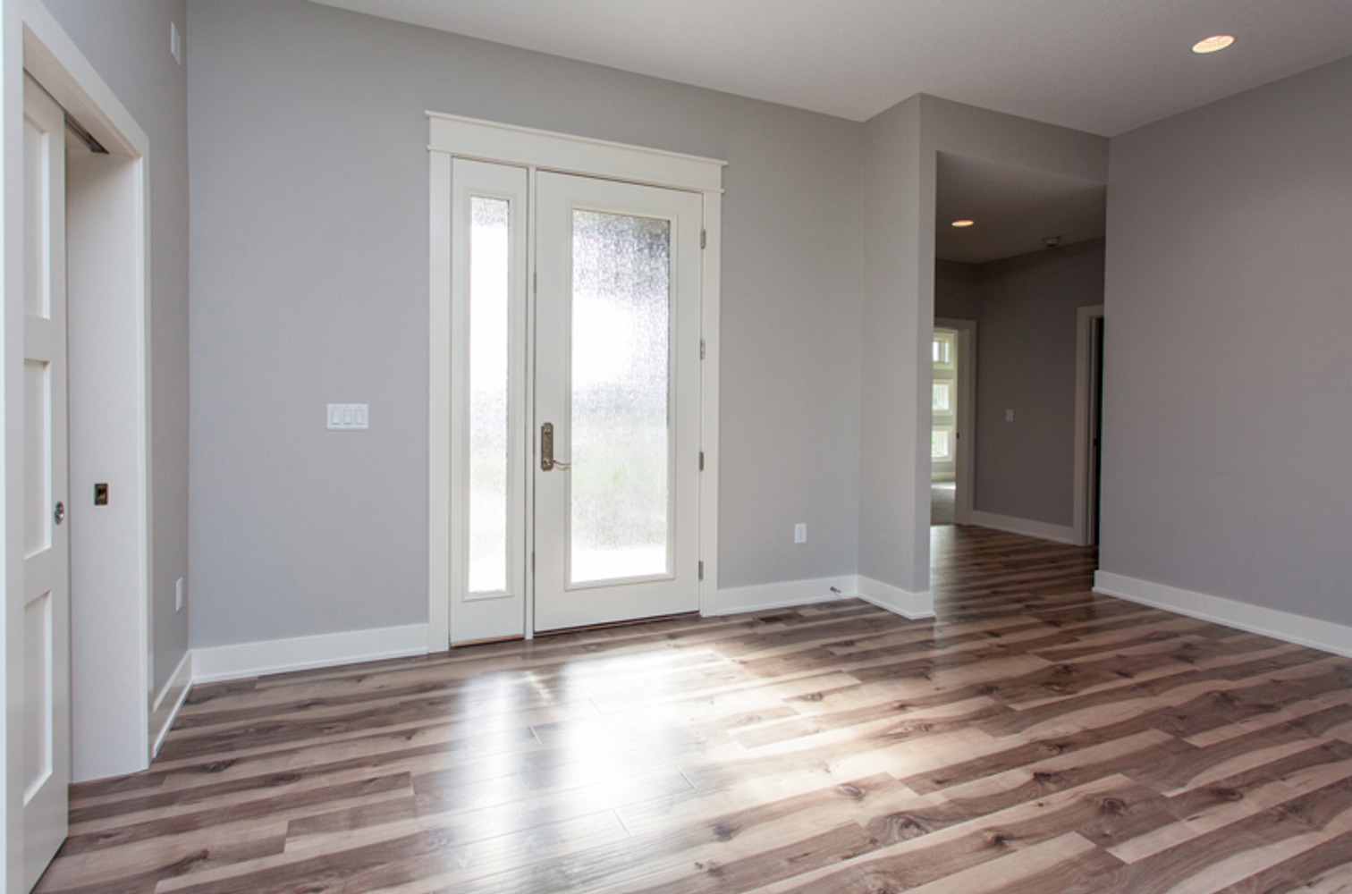 9427 Foxtail Cir, Norwalk