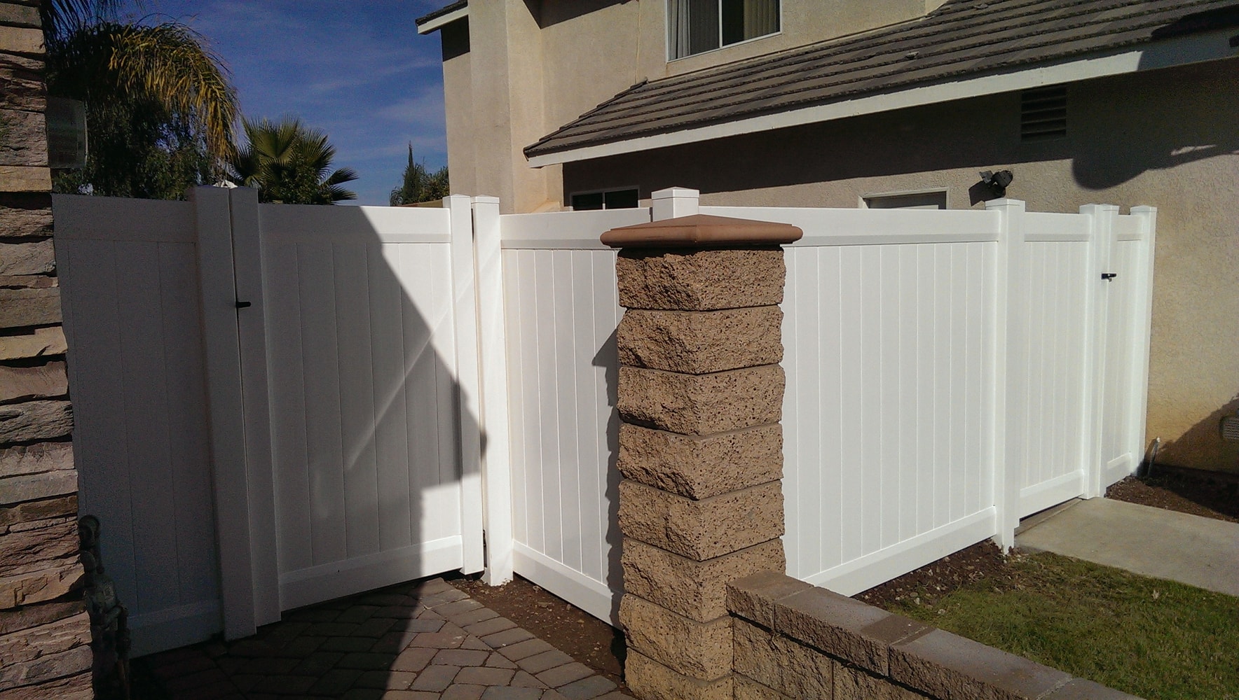 Photo(s) from L E Fence