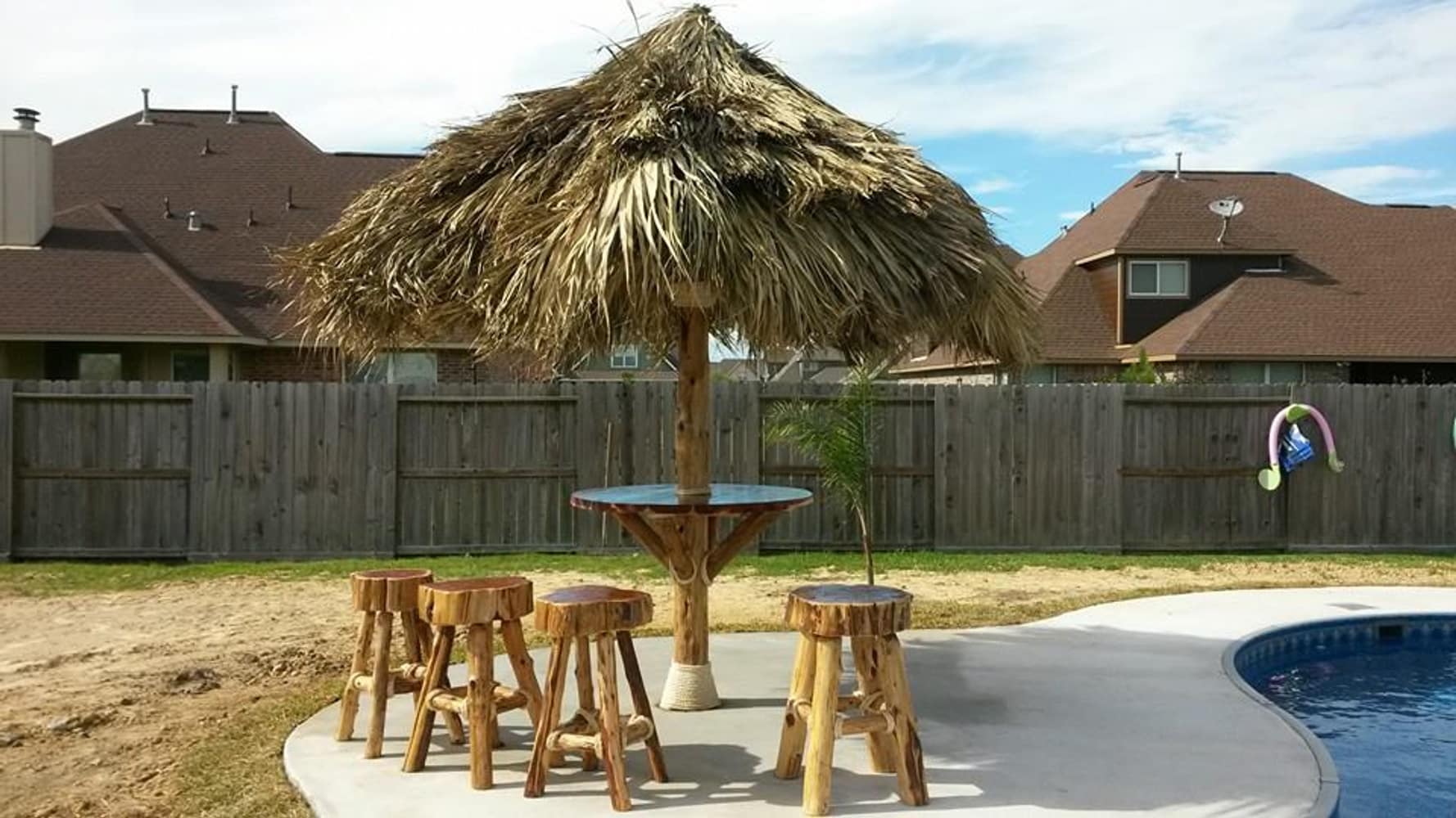 Palapas (Tiki Huts)