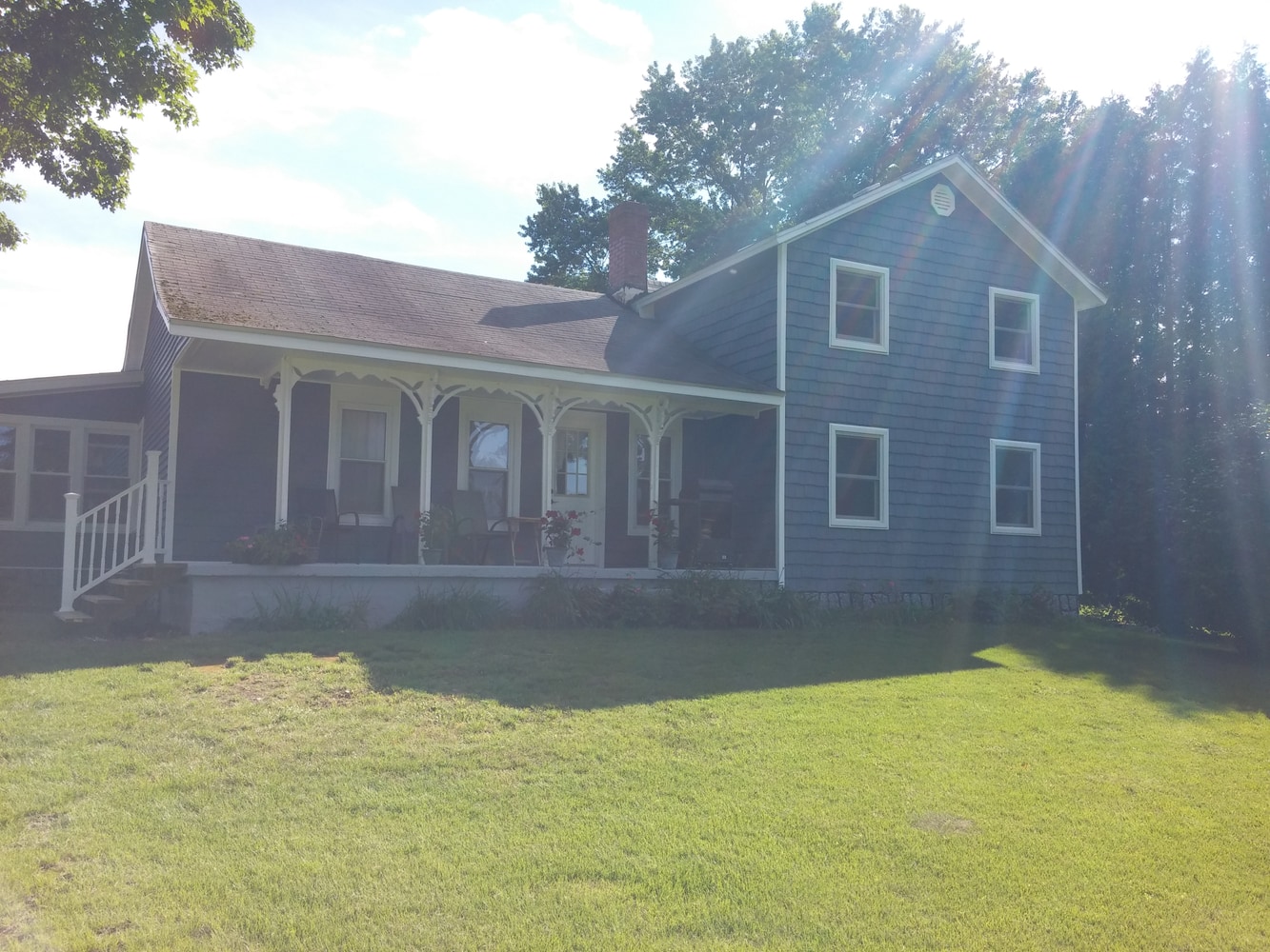 Hubble - Full Exterior