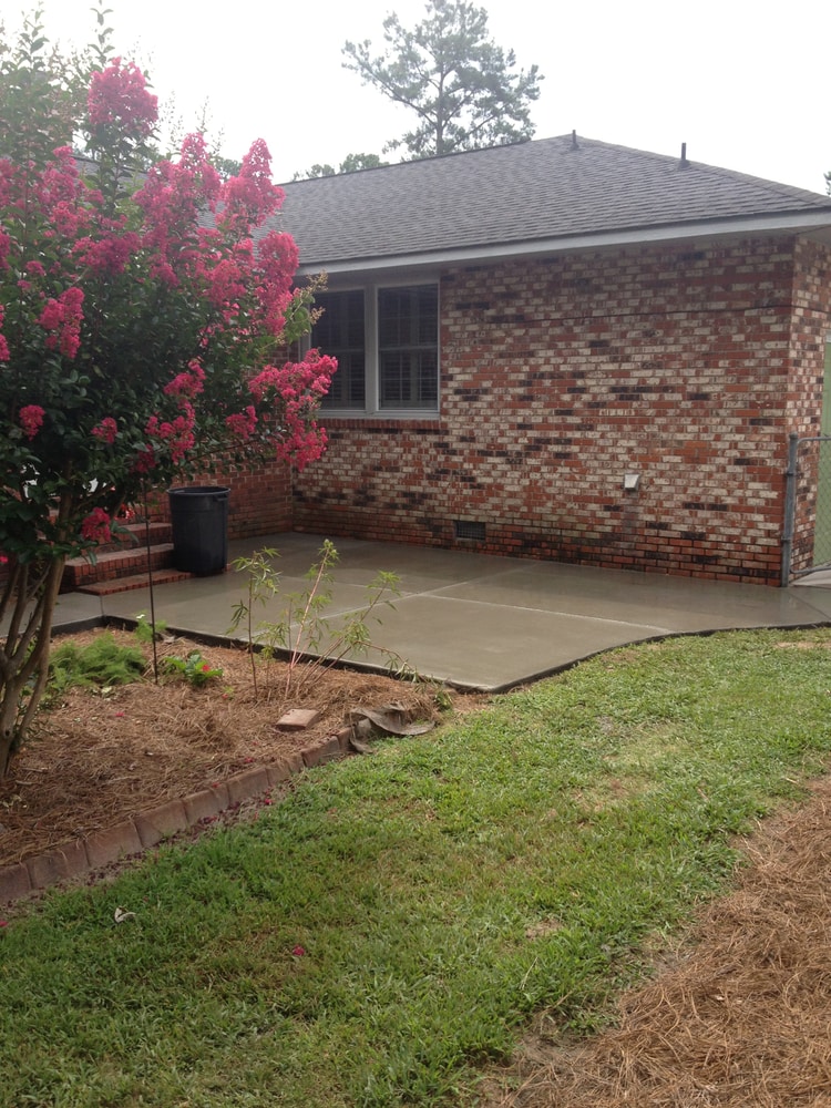 Photo(s) from LG Dirtbusters, LLC