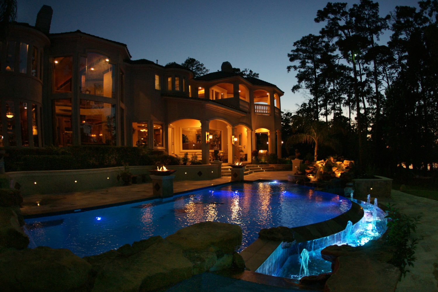 Custom Swimming Pools by Frontier Custom Builders, Inc.