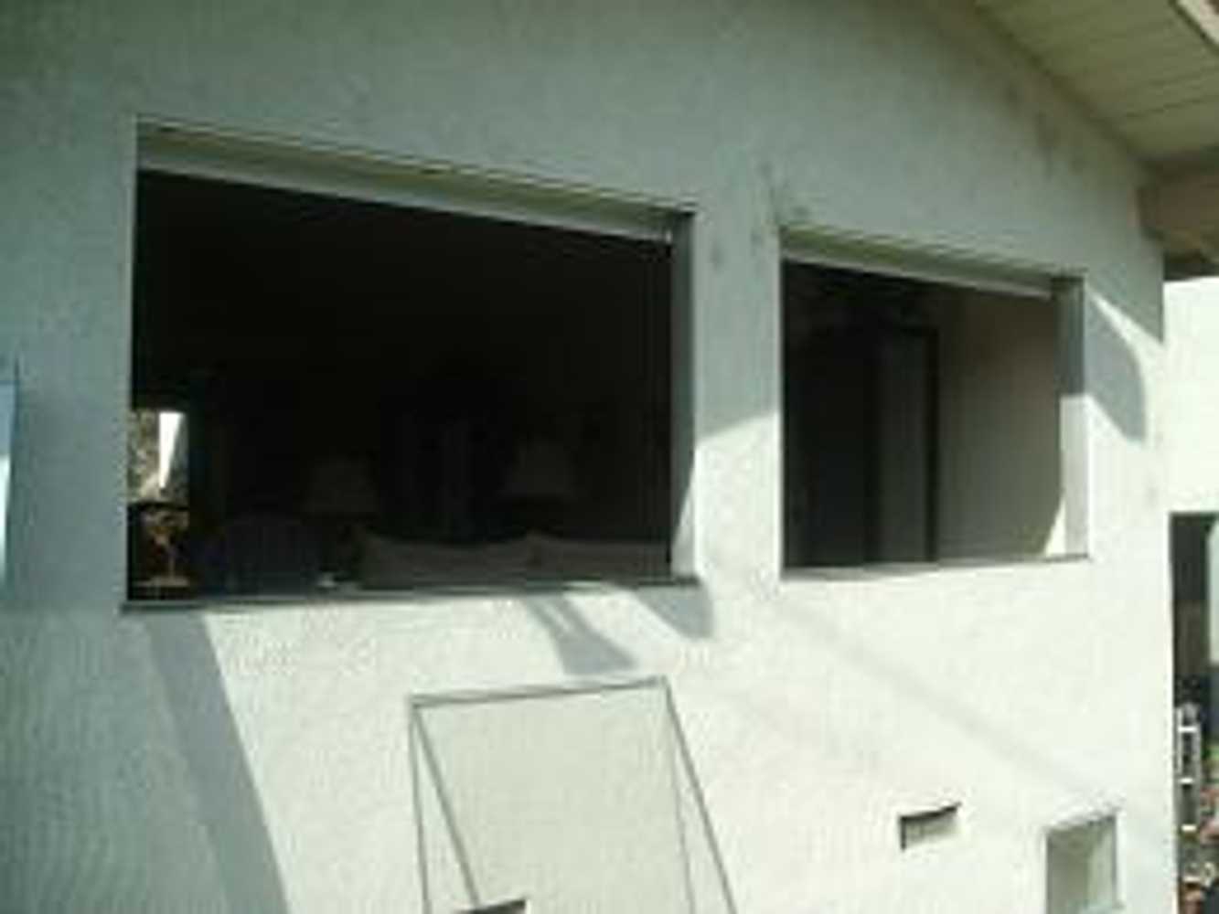 Vinyl Window Broker of Tustin