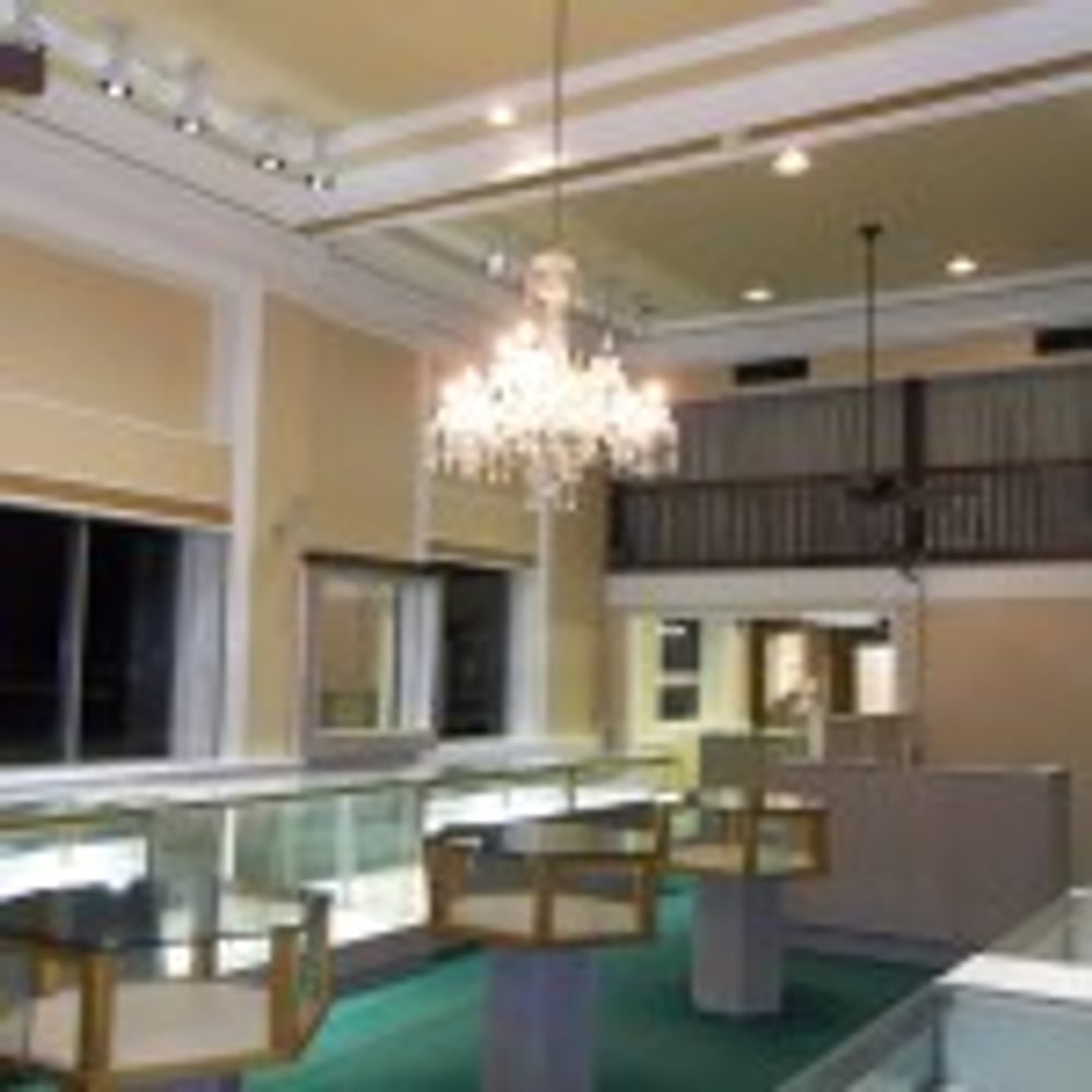 Green's Jewelers Renovation by C.H.I.Construction Inc