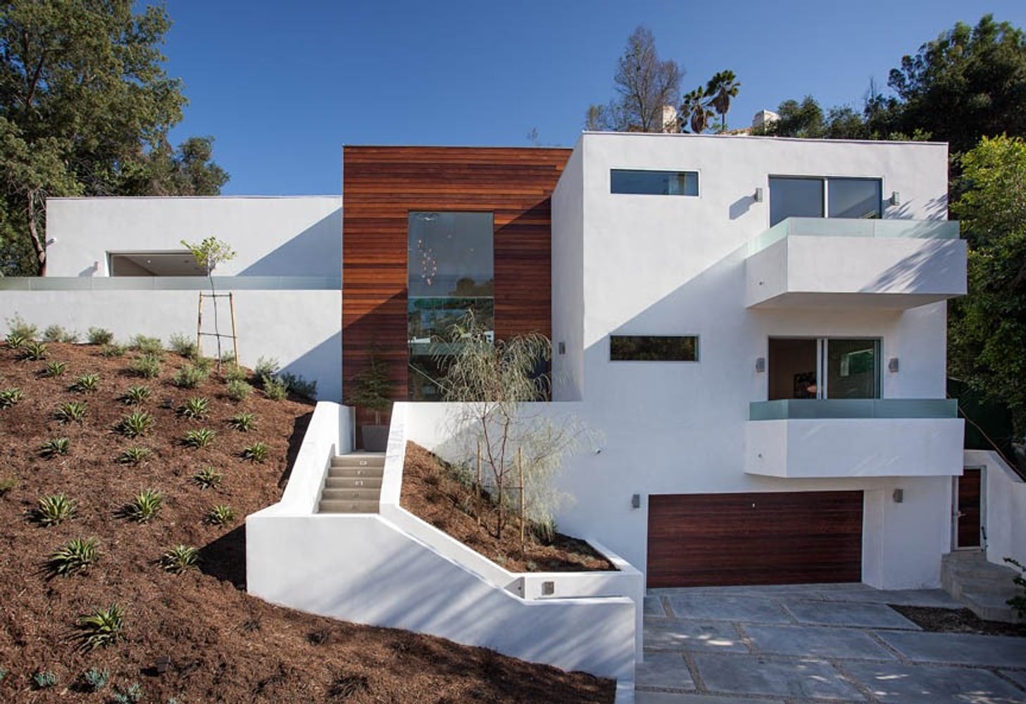 Sherman Oaks Modern New Construction - Knobhill