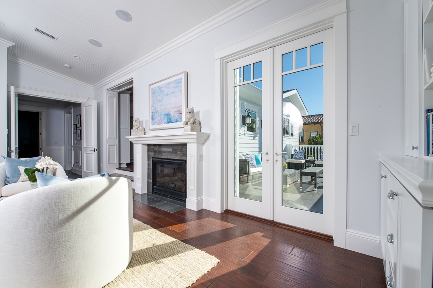 Encino Beach Style New Construction - Densmore