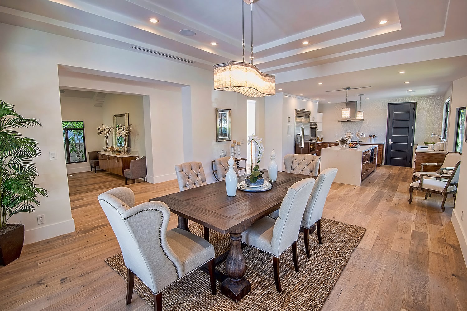 201 S Almont BEverly Hills