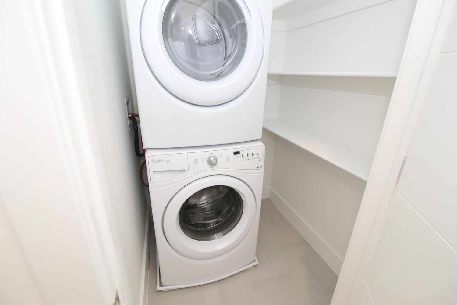 Ultra-Modern New Construction in Shaw