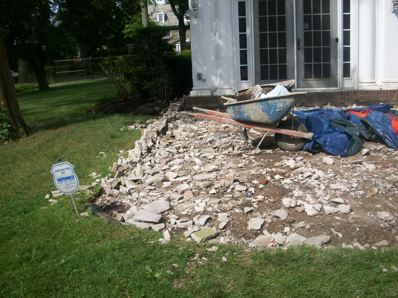 2339 Bryn Mawr Ave back patio