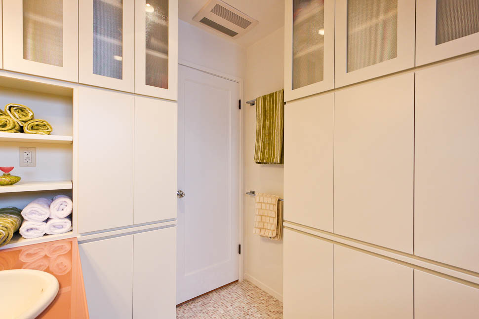 Customized, Built-in Bathroom