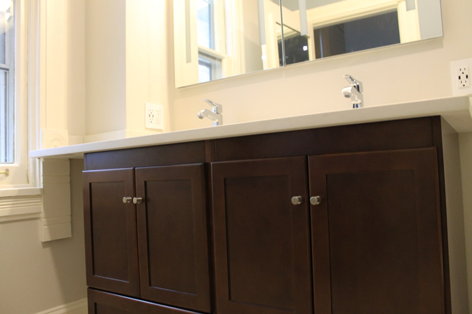 Condo Kitchen Remodel (Magnificent Mile)