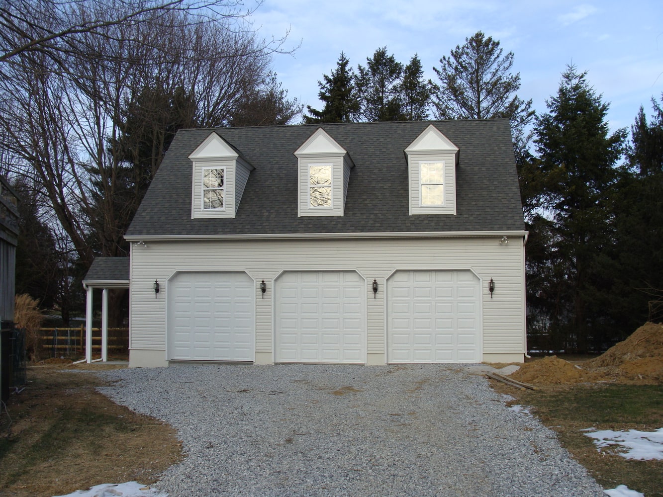 Detached Garage