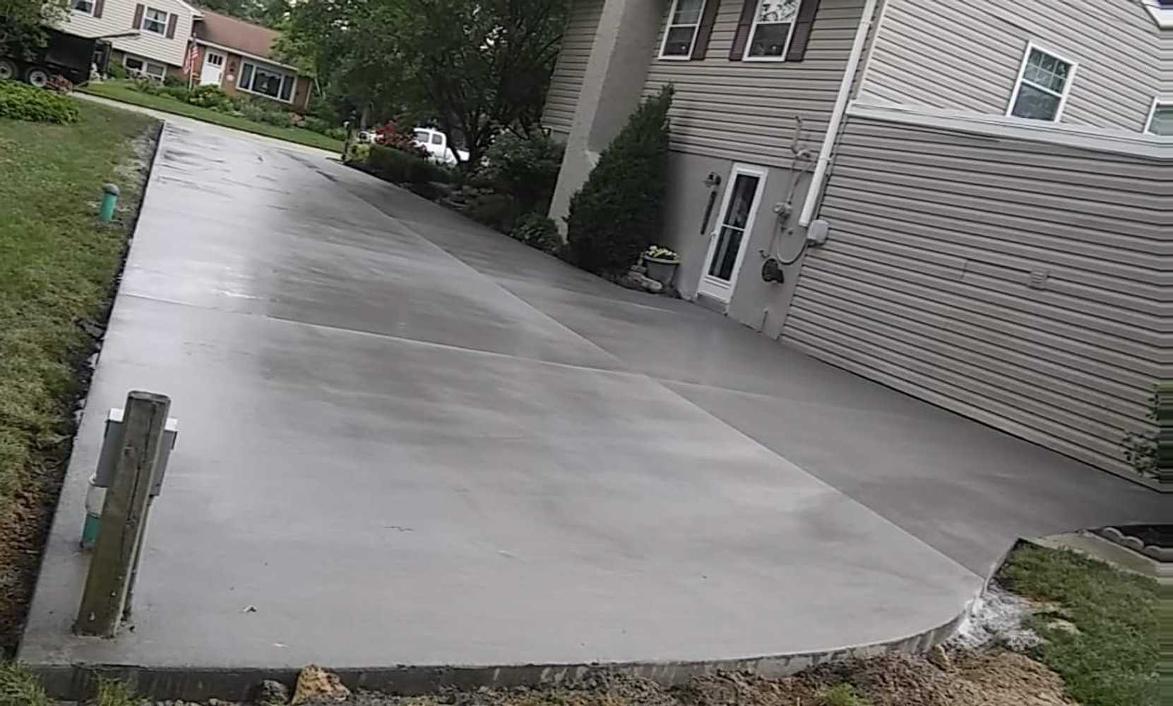 Driveway replacement. blacktop to concrete