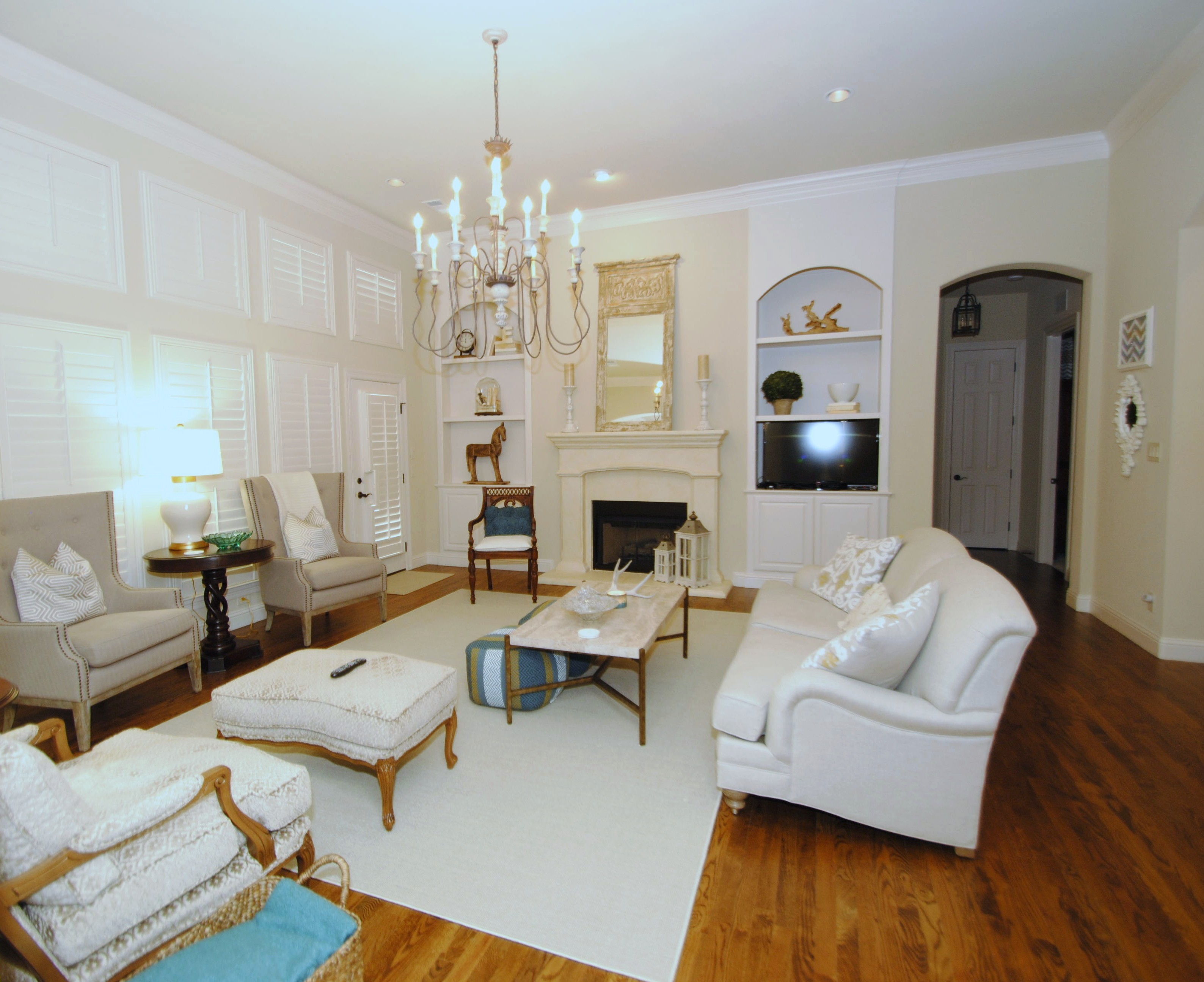 Photo(s) from Richard Williams & Assoc