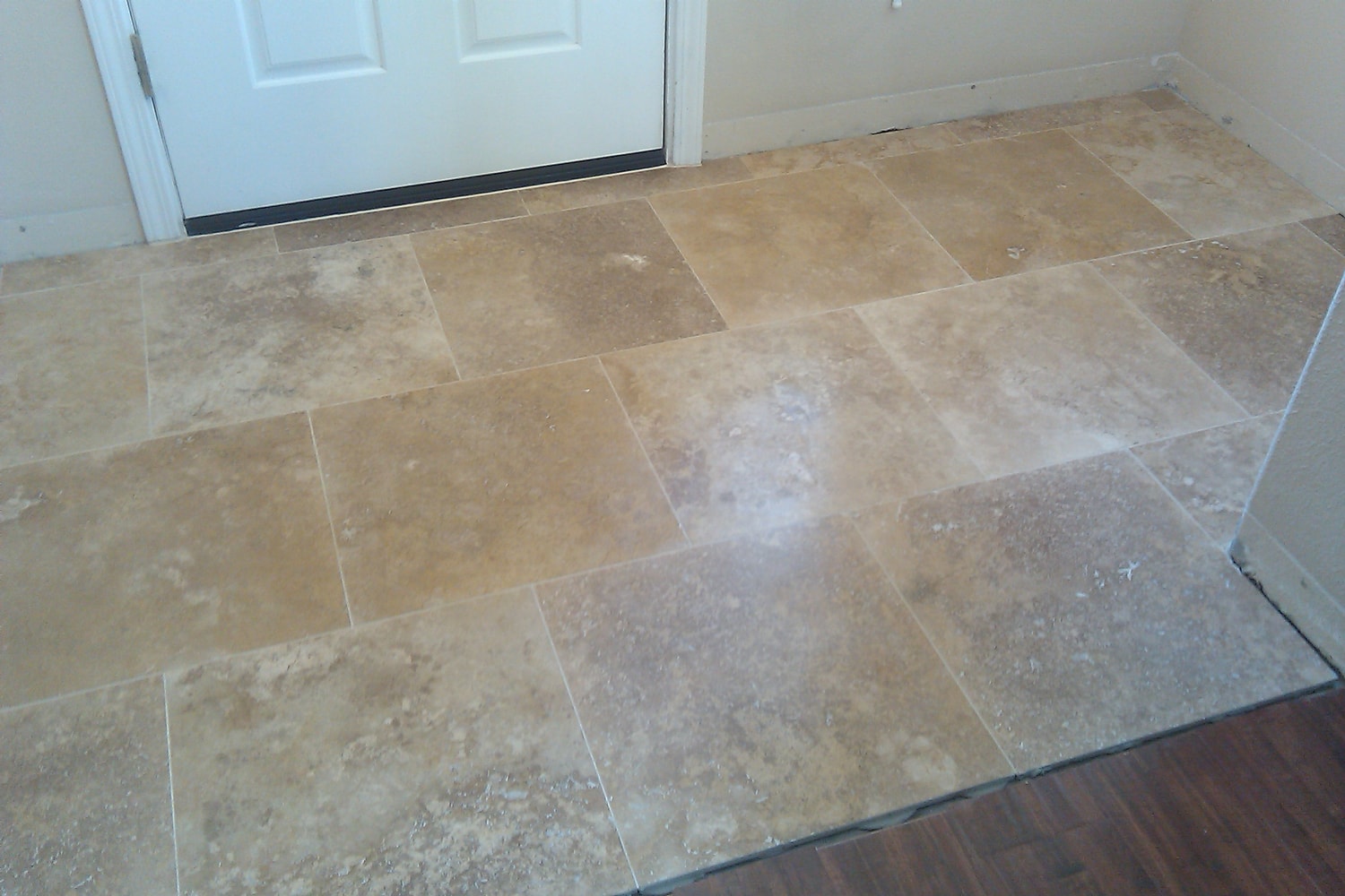 Travertine Tile Entryway