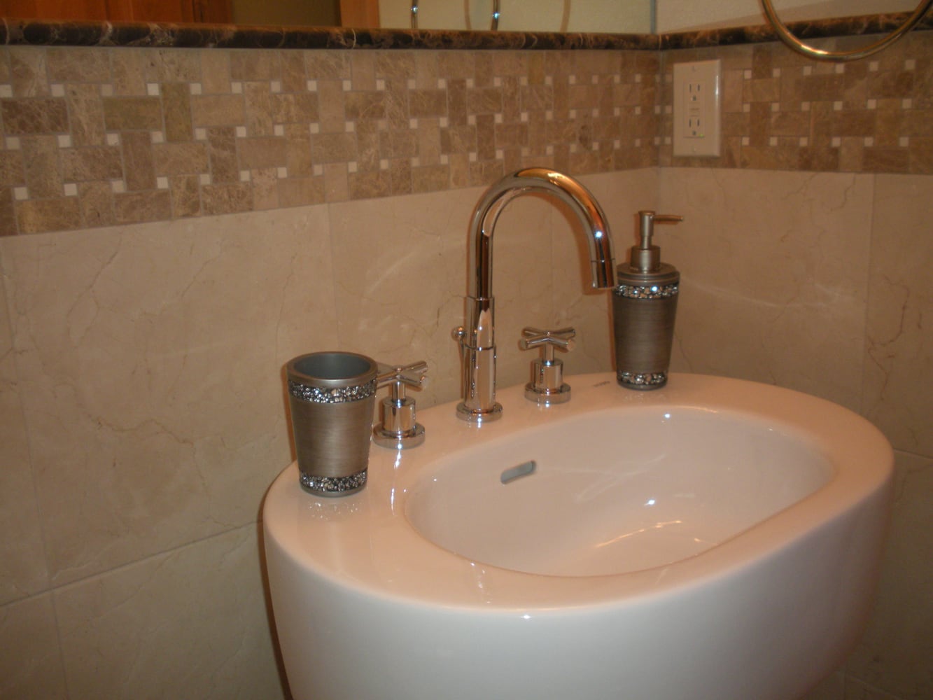 Independent Tile & Stone