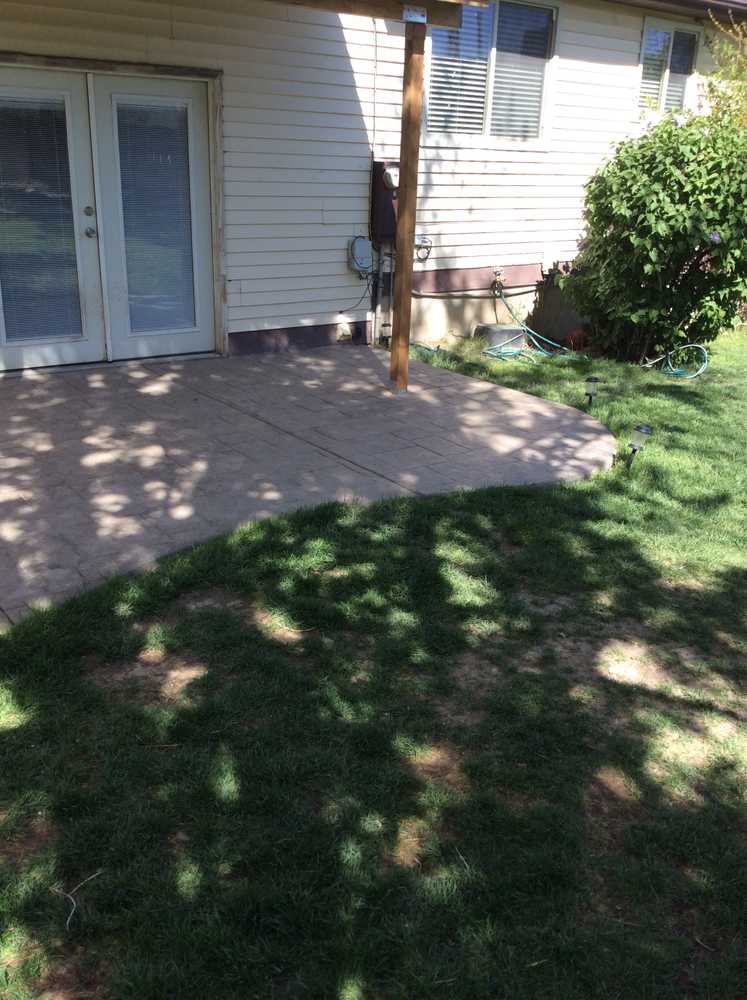 Stamped Concrete Patio w/awning