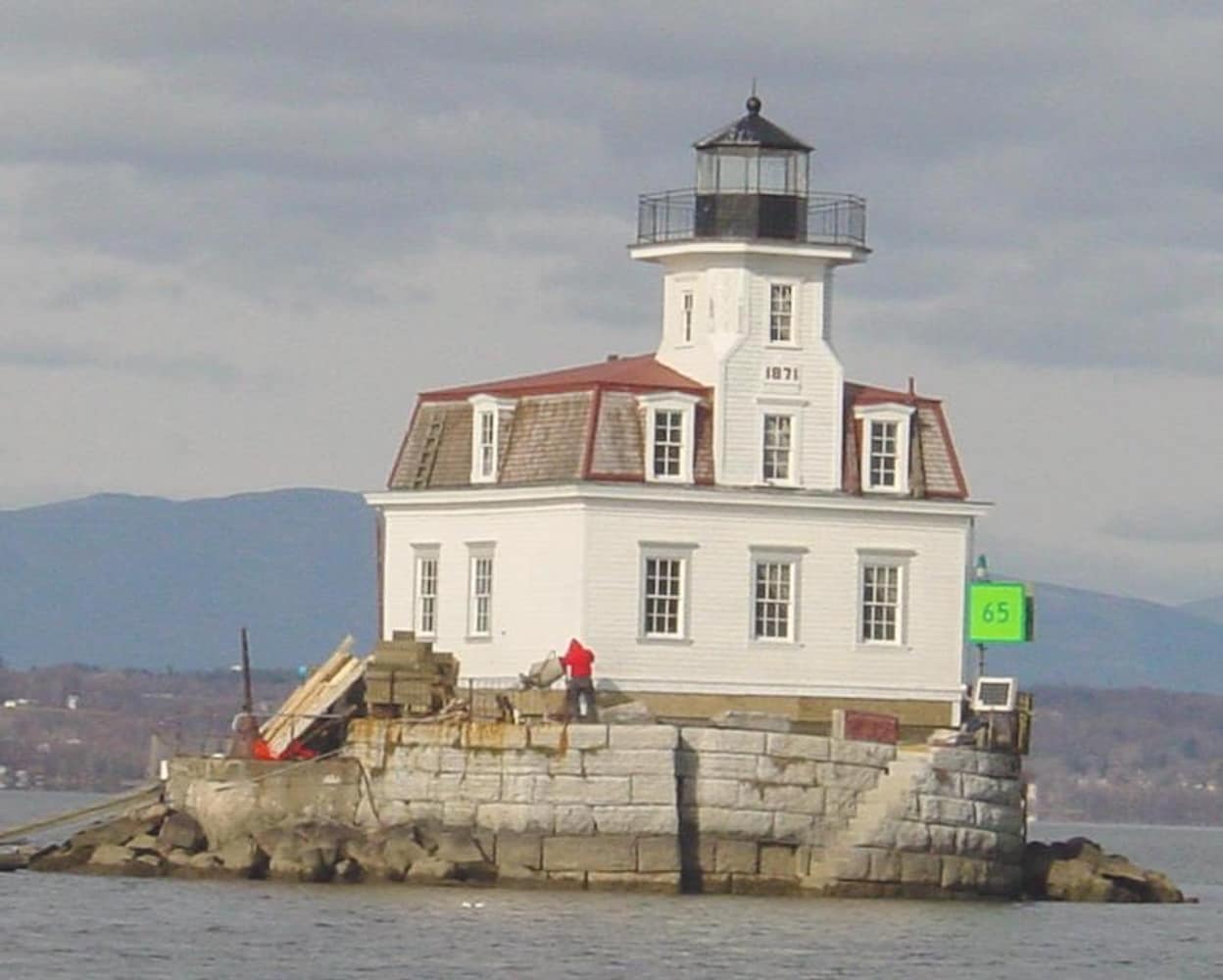 Photo(s) from Robert Arnouts, Architect Llc