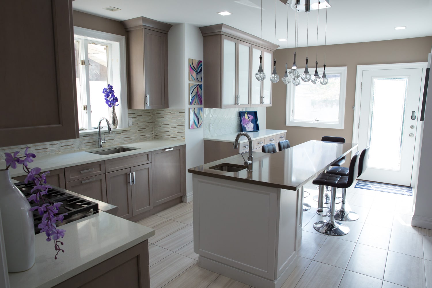 Contemporary Kitchen