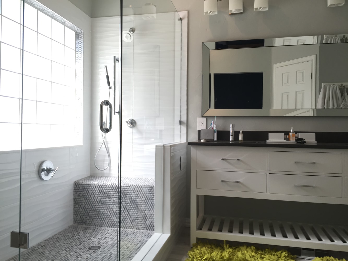 Photo(s) from Jaser Moini