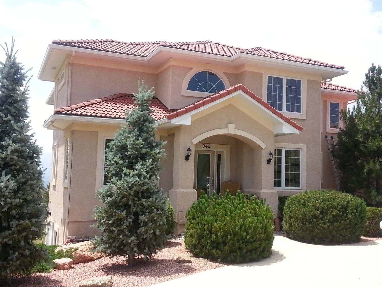 HIGH PERFORMANCE ROOFING