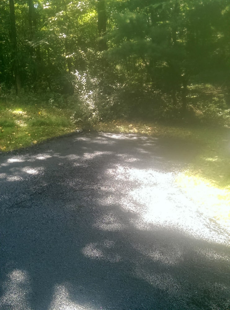 Photo(s) from Henry's Paving And Seal Coating