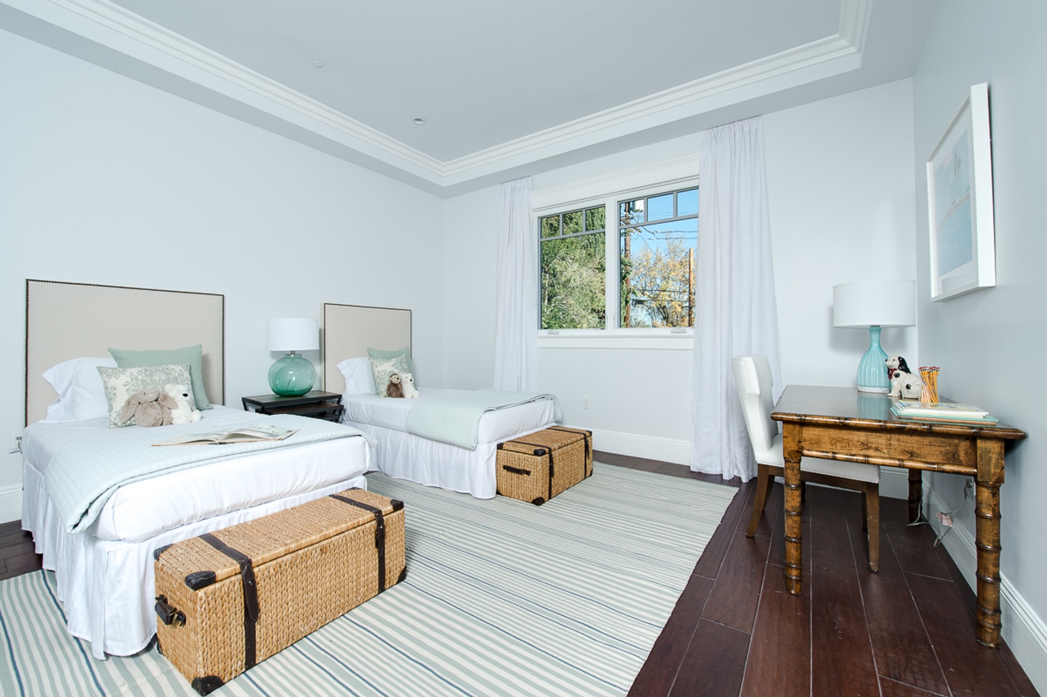 Encino Beach Style New Construction - Densmore