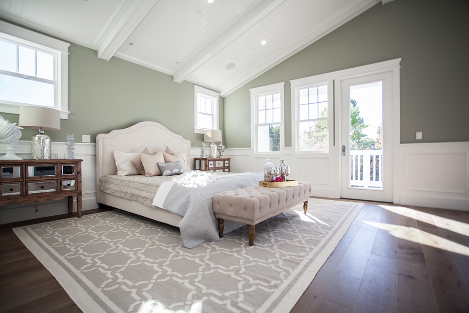 Norwich Sherman Oaks