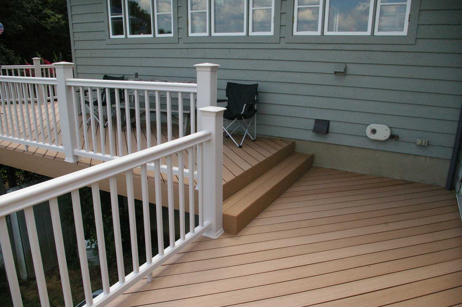 DECK IN DELAPLANE VIRGINIA