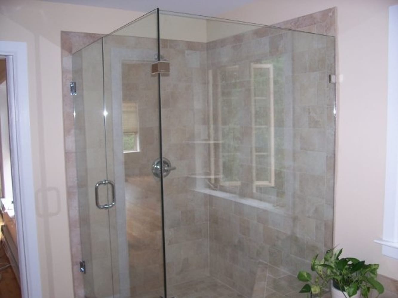 Photo(s) from Lakeview Glass Enclosures