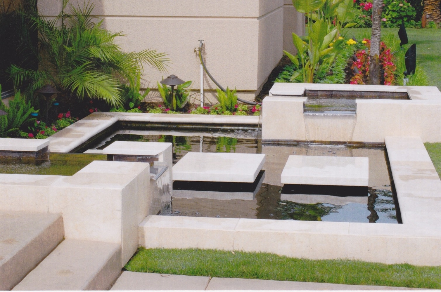 Photo(s) from Advanced Images Tile