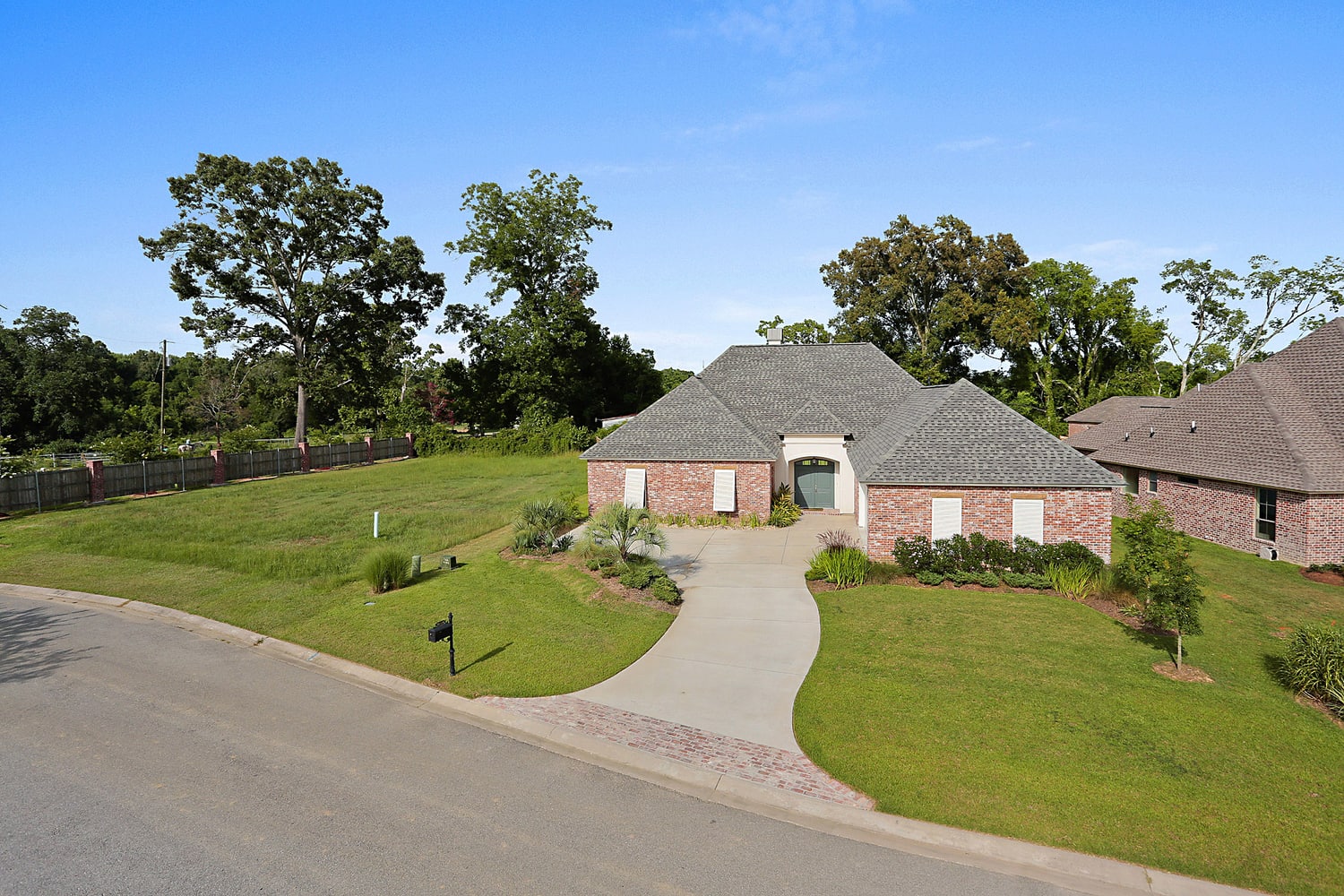 Maplewood Estates Custom Home