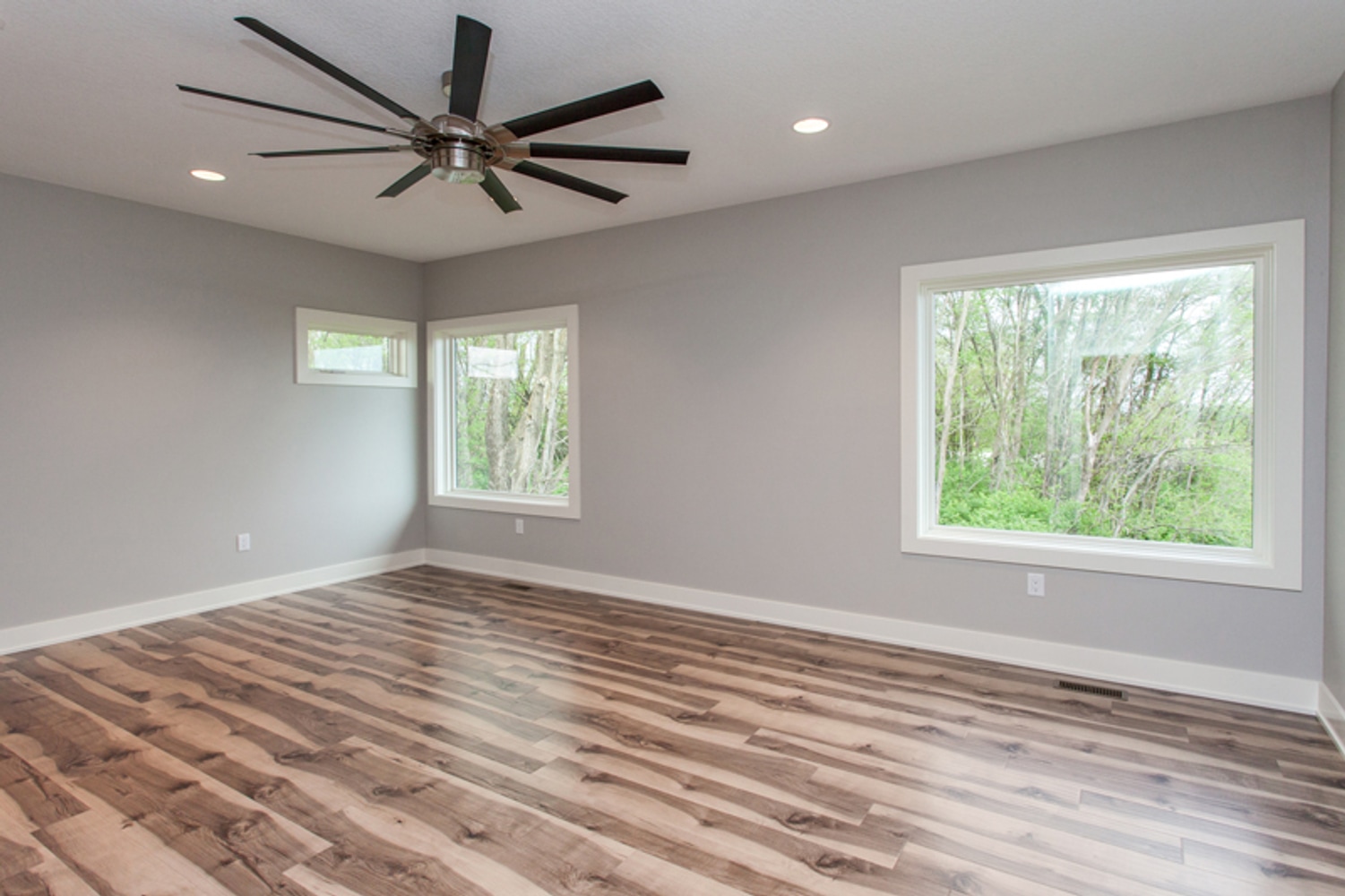 9427 Foxtail Cir, Norwalk