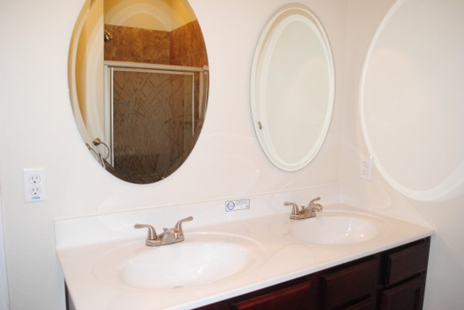 Photos by Smart Move Investments