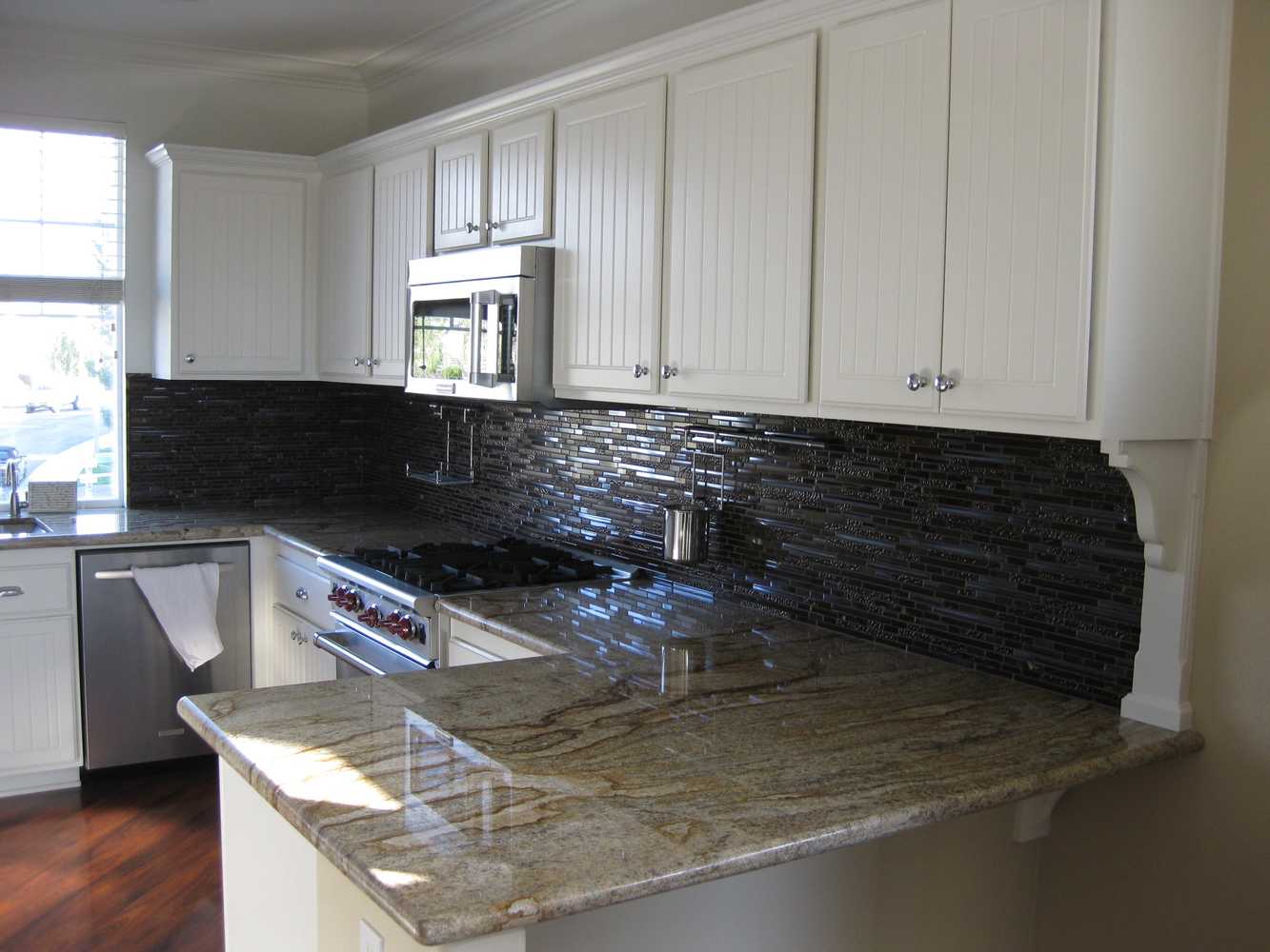 Photo(s) from Paragon Design & Construction Inc.