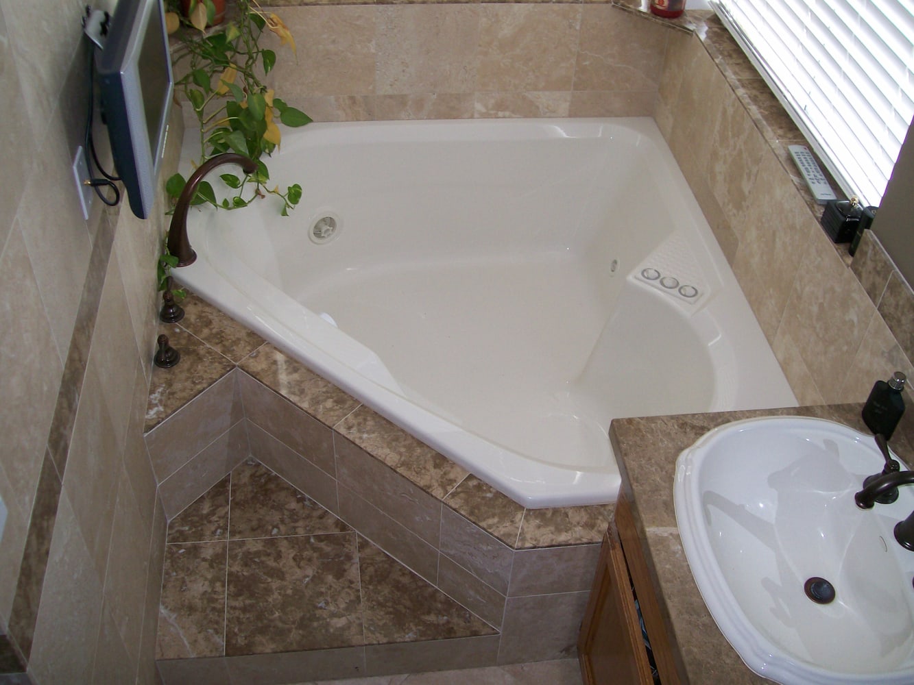 Photos from R G Plumbing Inc