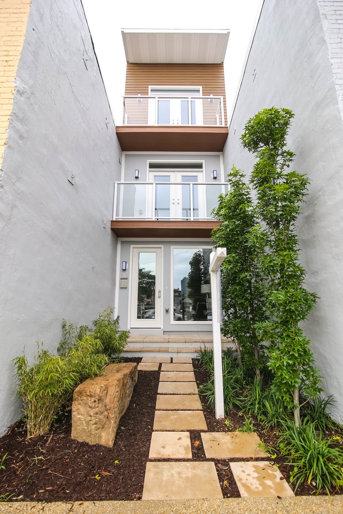 Ultra-Modern New Construction in Shaw
